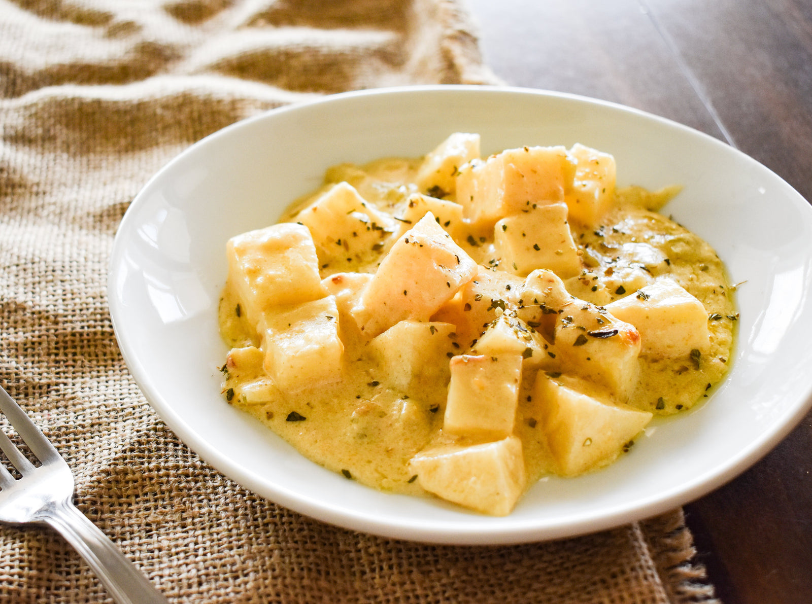 Creamy Cheesy Green Chile Potatoes