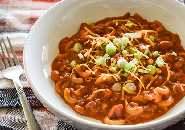 Easy One Pot Chili Mac and Cheese